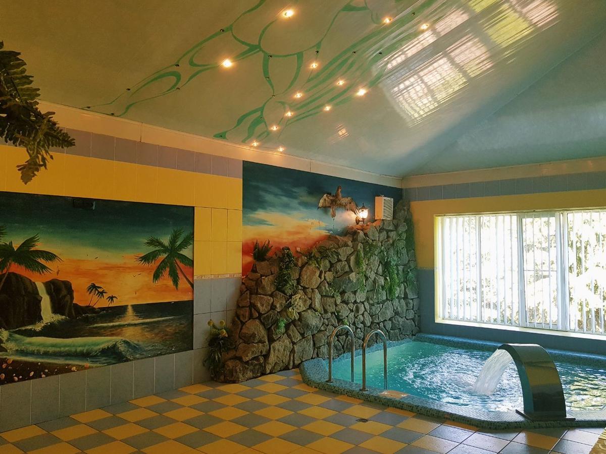 Дом Для Души С Бассейном Целиком Hotel Vinnytsja Buitenkant foto